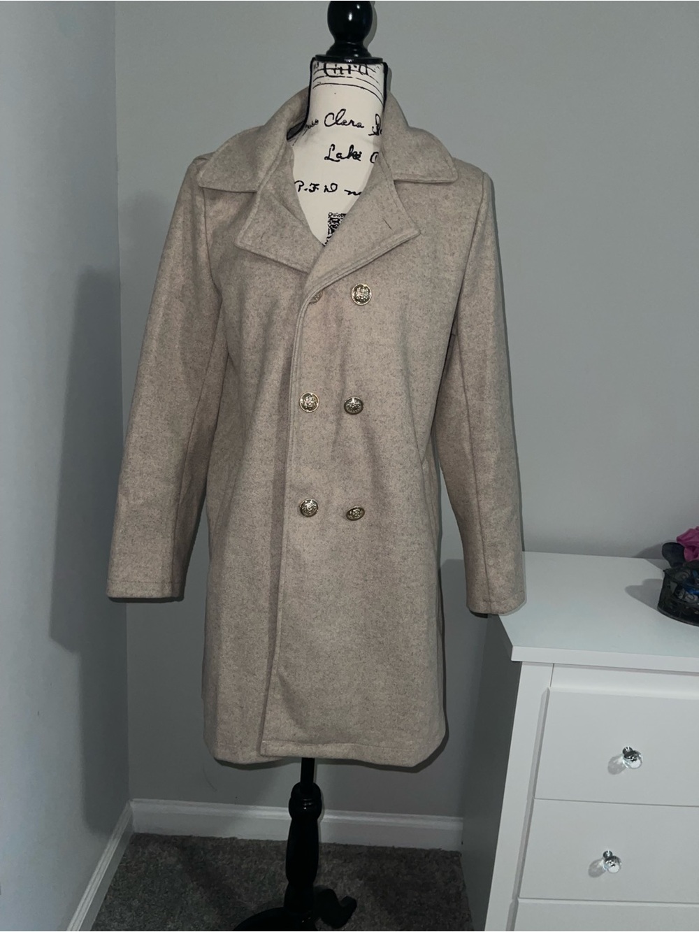 XL Women’s Tan Trench Coat